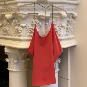 S CHAIN-STRAPPED WOW!!! Sexy and fun FLOWING TANK...😍